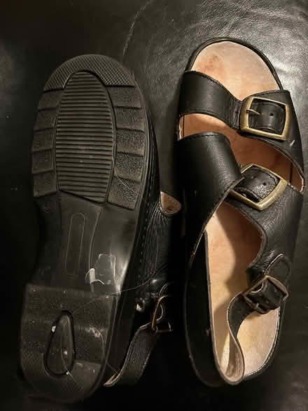 Photo of free Ladies sandals size 38 (L5L 5P5) #1