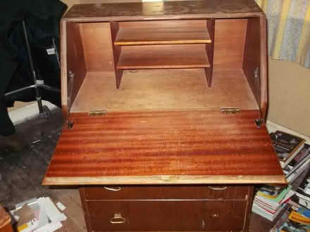 Photo of free bureau (oakington) #2