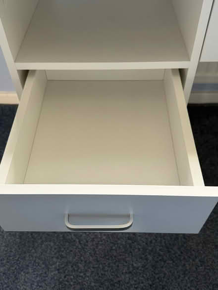 Photo of free White desk (Minchinhampton Stroud) #3