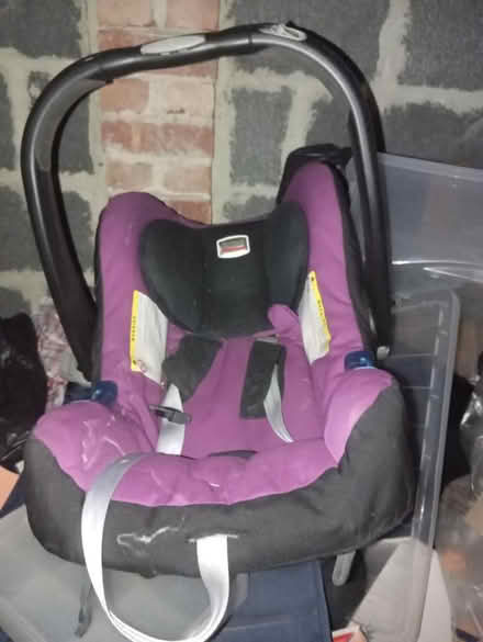 Photo of free Baby seat (N3) #1