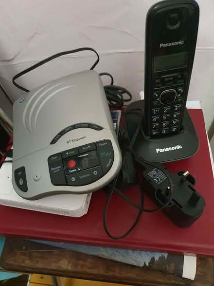 Photo of free BT RESPONSE answer phone + 2 pansonic phones in their cradle (Kingston Gate KT2) #2