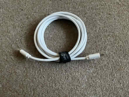 Photo of free USB C to USB C charging cable 2 mtrs for later IPads. (Walker NE6) #1