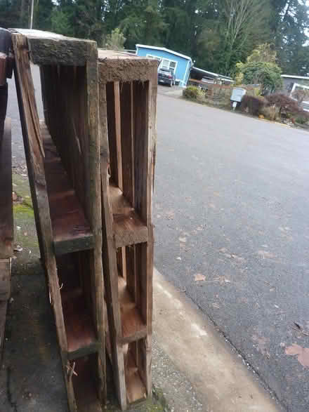 Photo of free 3 free pallets (Southeast Bothell) #2