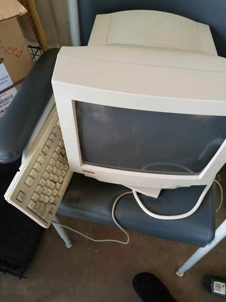 Photo of free Computer (bega) #1