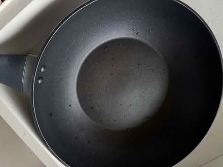 Photo of free Cooking pan and non-stick Salter wok (Bracknell Forest RG12) #2