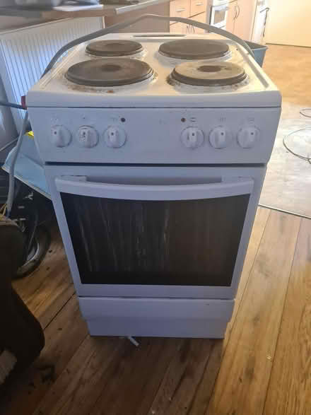 Photo of free Electric cooker large oven vgwo (Wa10) #1