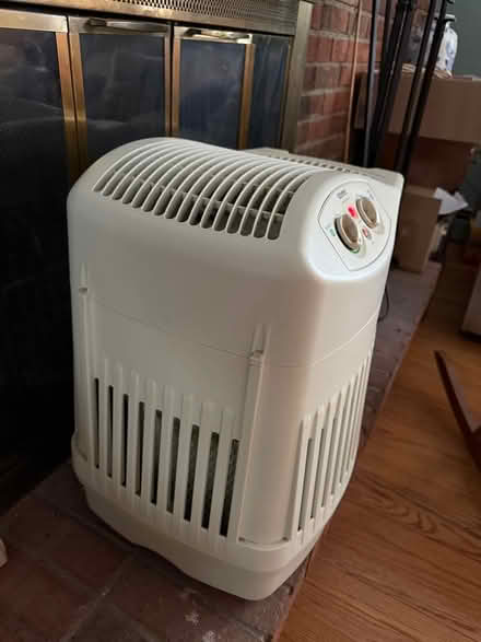 Photo of free Kenmore humidifier (Ringwood NJ) #3