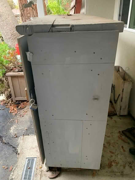 Photo of free Outdoor storage unit (Woodside near Town) #2