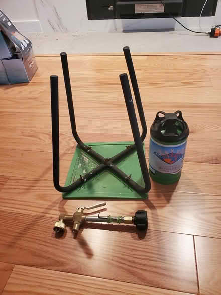 Photo of free 1 lb propane refill setup (South Bellevue) #1