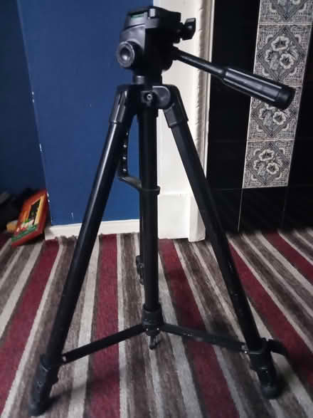 Photo of free Camera Tripod Stand (Islington (Essex Road)) #3