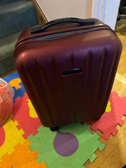 Photo of free Carry on suitcase (Nn4 6rf) #1