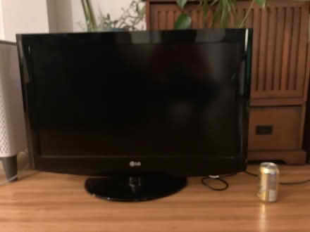 Photo of free LG tv (Oakland) #1