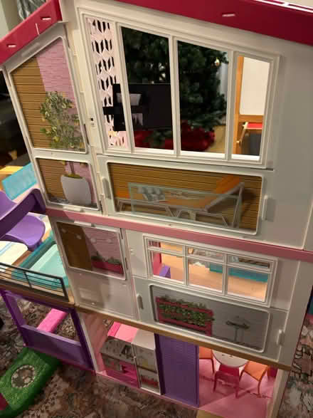 Photo of free Barbie Dreamhouse (Kemp Mill Estates) #1