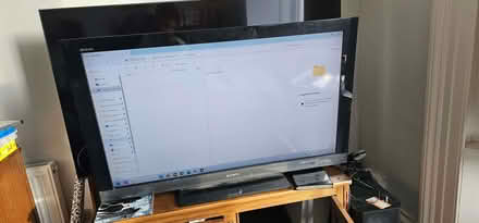 Photo of free 40-in Sony bravia TV in good working condition except for on (West Hill BN1) #2