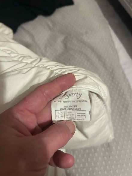 Photo of free King size 4.5 tog and 10.5 feather duvet (Horsforth LS18) #4