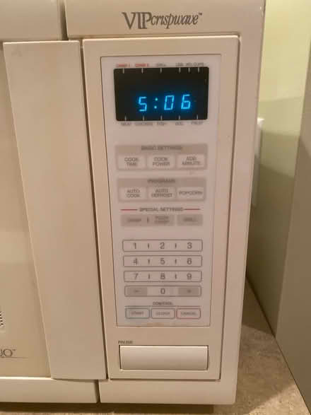 Photo of free Whirlpool ViP Crispwave Mircowave (West Glen subdivision) #3