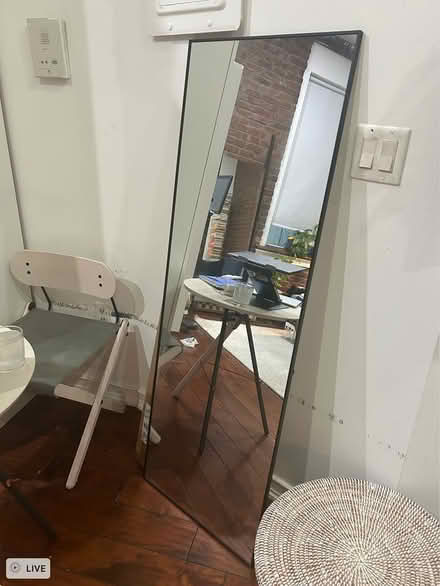 Photo of free Full Length Mirror (chinatown) #1