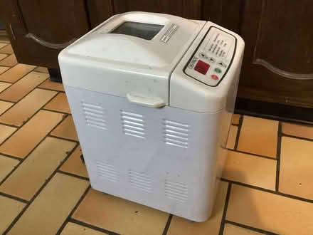 Photo of free CHEFMATE 1.5 gal bread machine (Ann Arbor near Hillside Terr.) #1