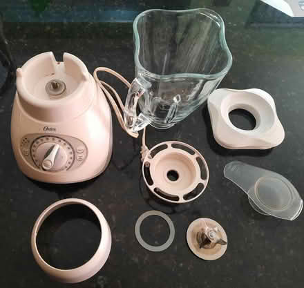 Photo of free Oster blender (Center and Bathurst (Vaughan)) #1