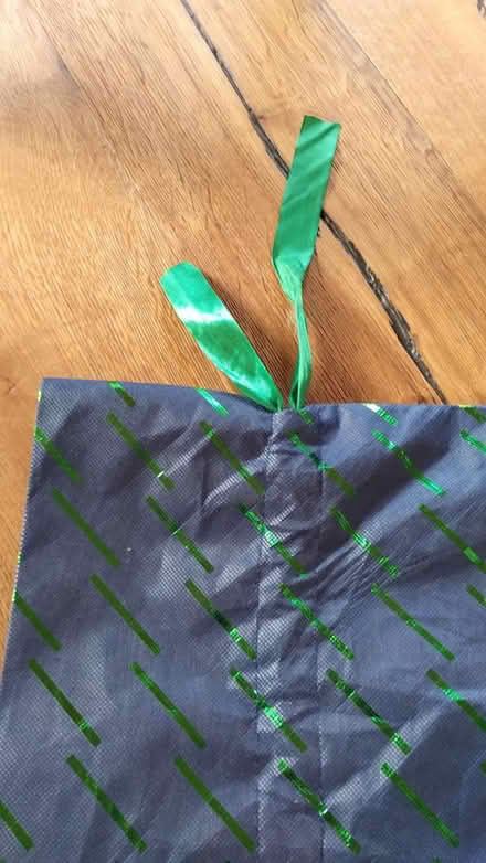 Photo of free Enormous gift bag (Kingscourt/Lightpill, Stroud) #1