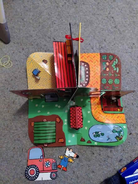 Photo of free Maisys Farm Pop up set (Ecclesall, S11) #2