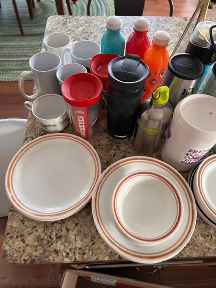 Photo of free Kitchen Stuff (Colonial place) #3