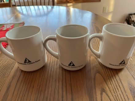 Photo of free 3 bird coffee mugs - Pepperell (Pepperell/Townsend/Groton) #2