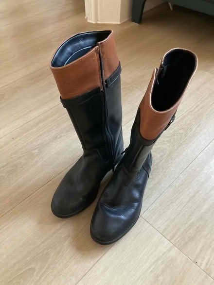 Photo of free Clarks leader girl boots (Cottenham) #4