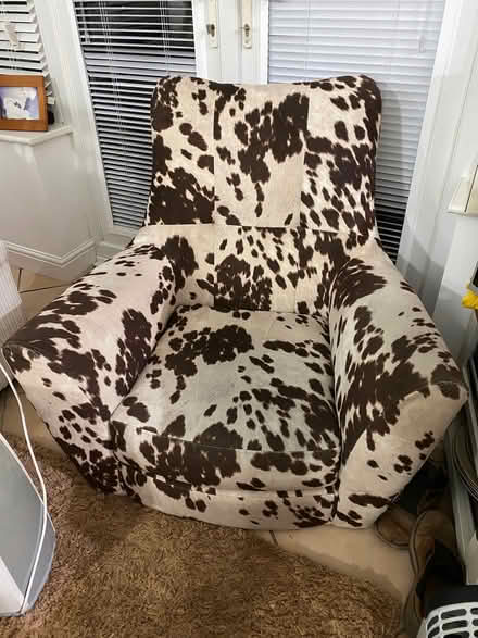 Photo of free Swivel chair (Blacon CH1) #1