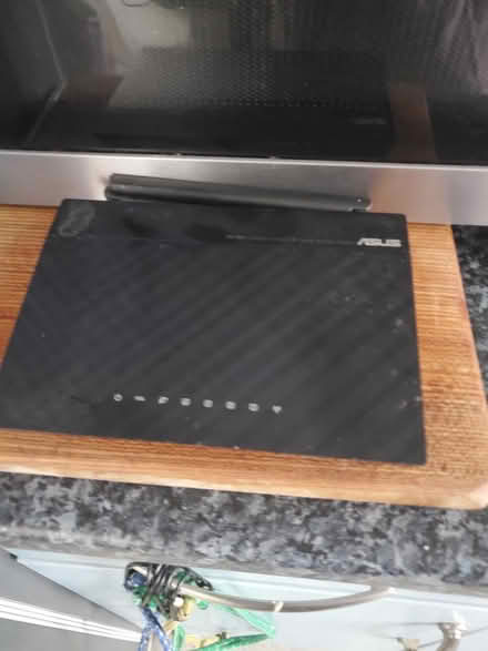 Photo of free Asus Router (SE8) #1