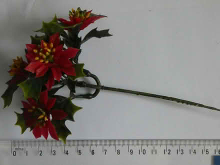 Photo of free Artificial poinsettia pick (Rayleigh SS6) #1