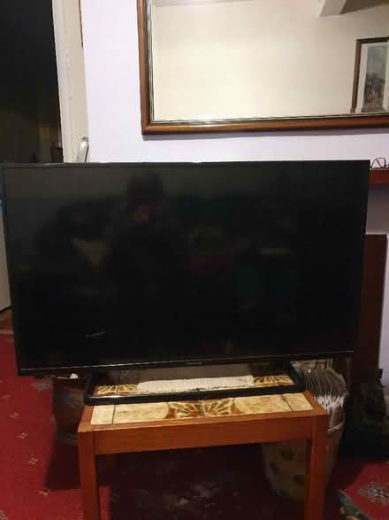 Photo of free 40" panasonic tv broken (Enfield EN2) #1