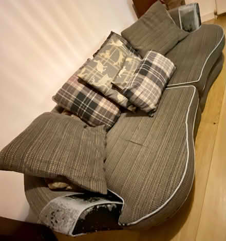 Photo of free scs sofa (Swinton, M27) #2