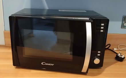 Photo of free microwave oven, black, candy, 800w (Springhill WV4) #1