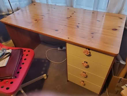 Photo of free Ikea desk (Temple Cowley OX4) #1