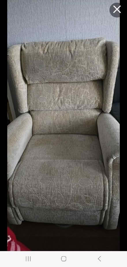 Photo of free Electric recliner (Kensington L6) #1