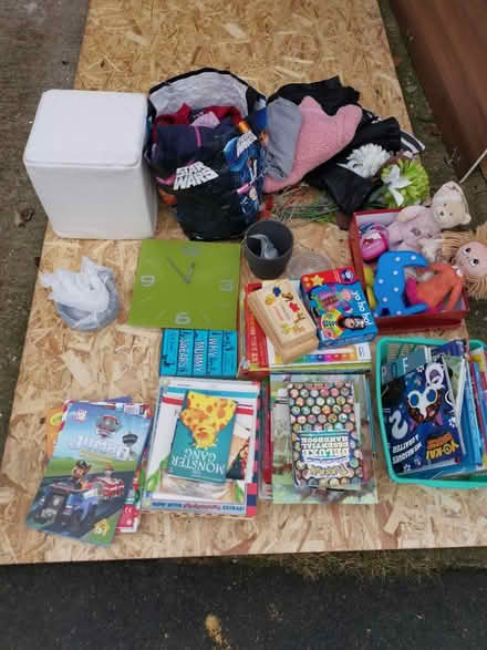 Photo of free House clearance (Chessington KT9) #1