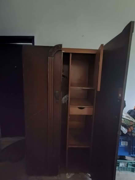 Photo of free Vintage wardrobe LS6 (Hyde Park LS6) #3