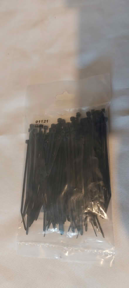 Photo of free Small Zip Ties (Smethwick) #2