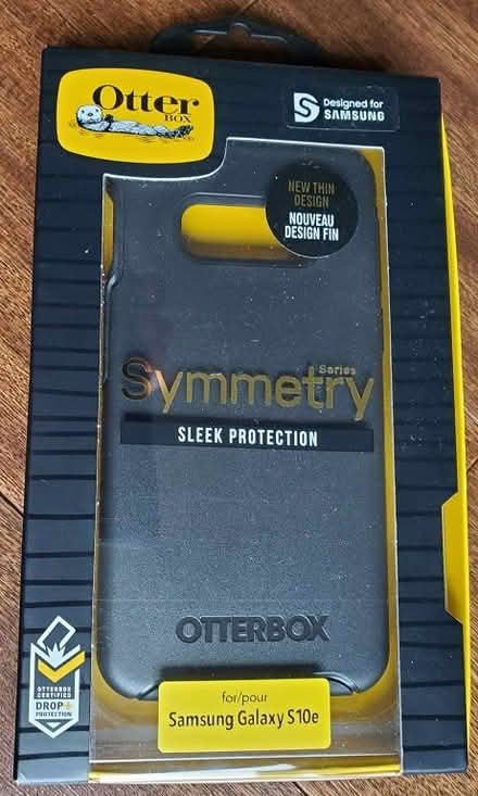 Photo of free New OtterBox Case for Galaxy S10e (Mooney's Bay) #1