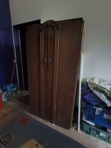 Photo of free Vintage wardrobe LS6 (Hyde Park LS6) #1