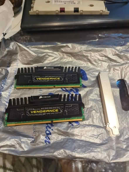 Photo of free 8GB Dual Channel DDR3 (Leyton E10) #2