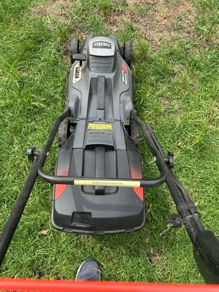 Photo of OZITO electric Lawn Mower (Chelsea Heights) #3