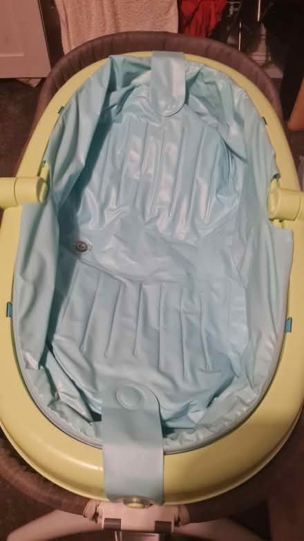 Photo of free Baby bathe (G15 7NW) #1