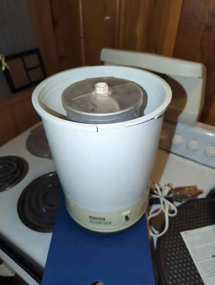 Photo of free Most of an Ice cream maker (Champaign area) #1