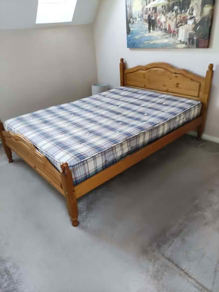 Photo of free Double bed with mattress (Braintree CM7) #1