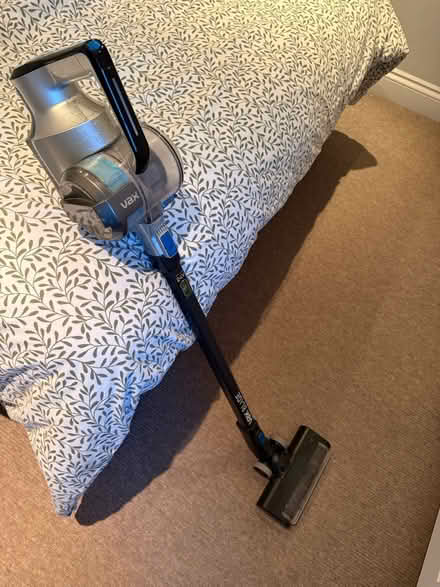 Photo of free 24v Vax cordless Vaccum (Chiswick) #1