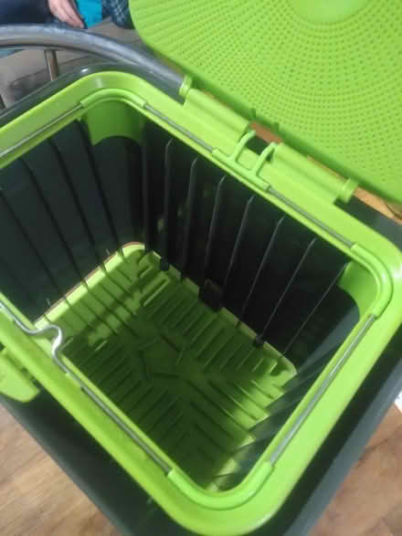 Photo of free Compost bin (billericay CM12) #3