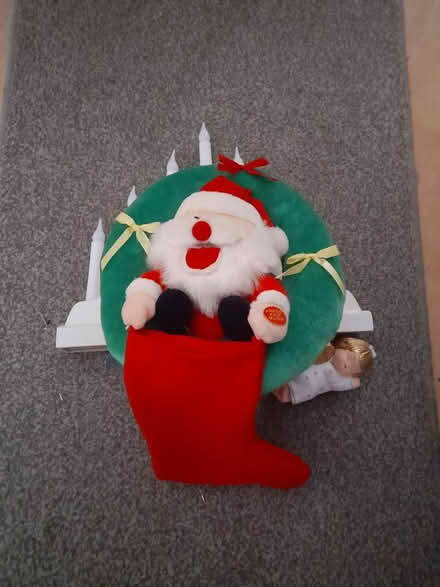 Photo of free Christmas decorations (Allenton) #2