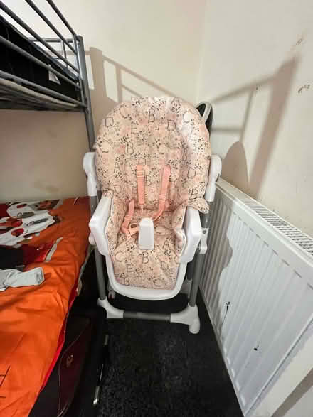 Photo of free High chair (WS2) #2